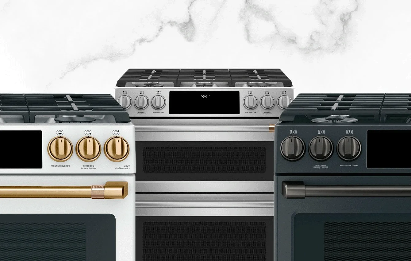 CAFÉ is the customizable appliance brand created to inspire personal expression in the kitchen. With refined finishes, mix-and-match hardware, and details designed to stand out, every CAFÉ product lets you create a space that feels uniquely yours.