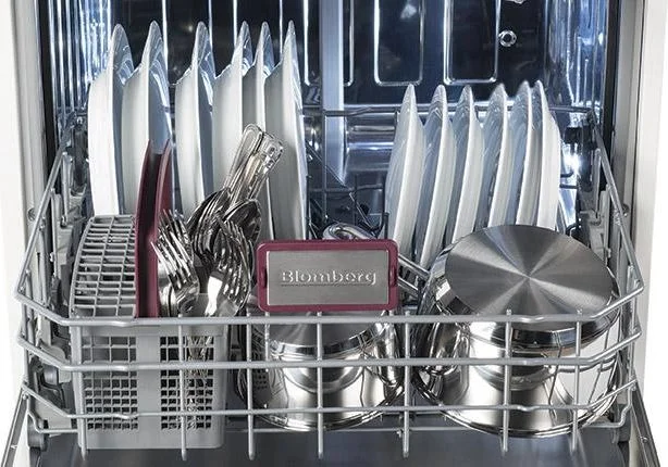 Sliding Cutlery Basket
