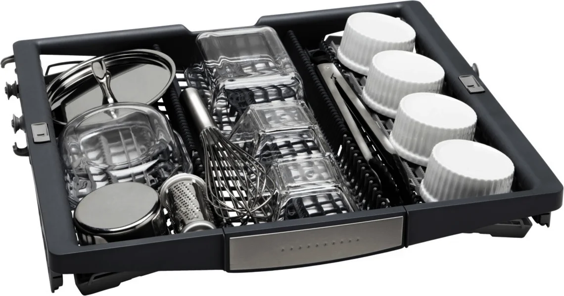 The Flexible 3rd Rack provides a versatile space for utensils