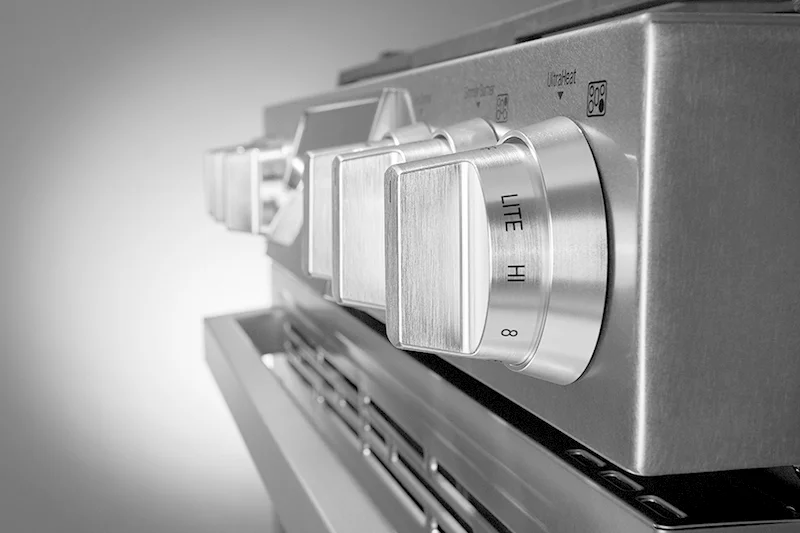 Scratch-resistant Finish, Irresistible Design