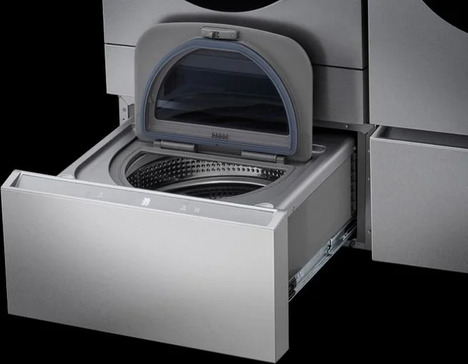 The Mighty Mini. SOLUTIONS THAT FIT YOUR SPACE-AND YOUR FAMILY