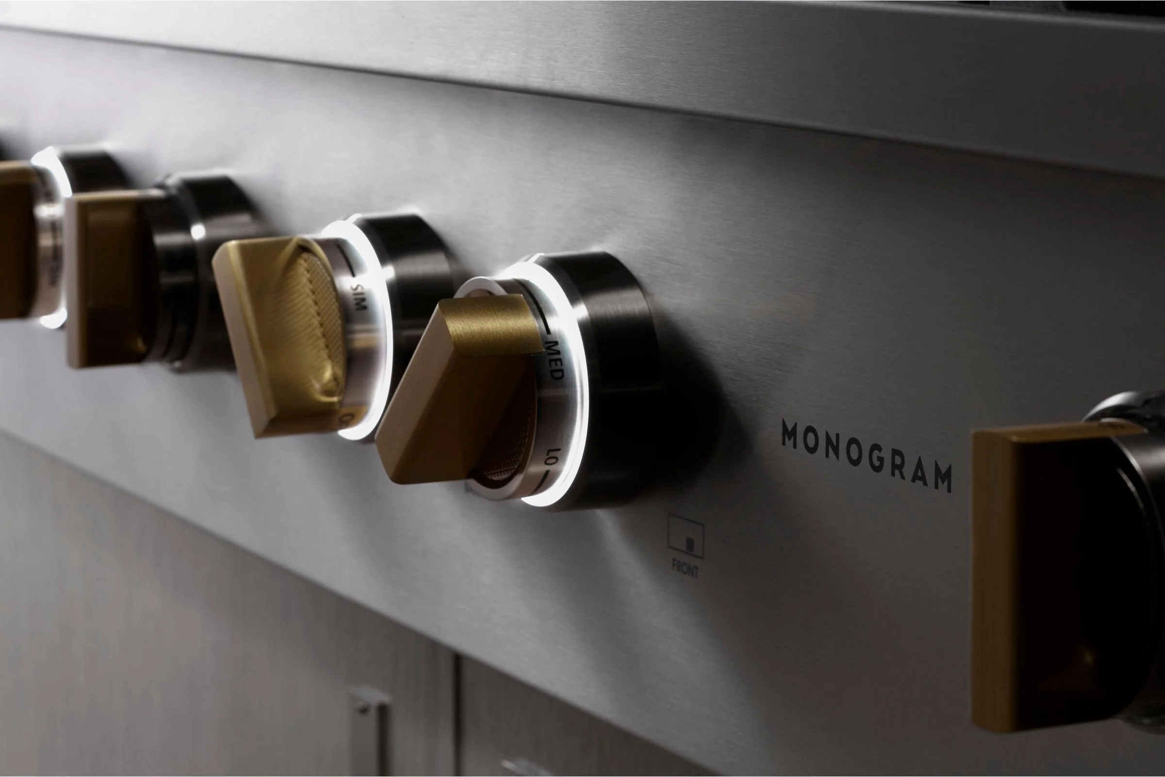 Ring-Lit Knobs