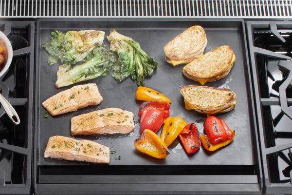 Versatile Cooking on a Double Griddle