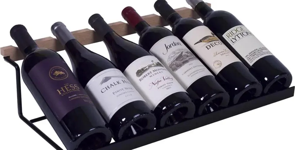 REMOVABLE WINE DISPLAY RACK