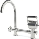 SINGLE MIXER WITH “PETAL” KNOBS